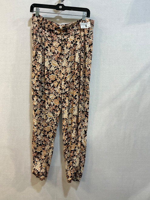 Vist Large View of Product Image Which is Used Anthropologie Casual Pant 6-28