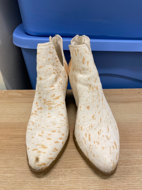Vist Large View of Product Image Which is Used Unbranded Ankle Boots 6.5