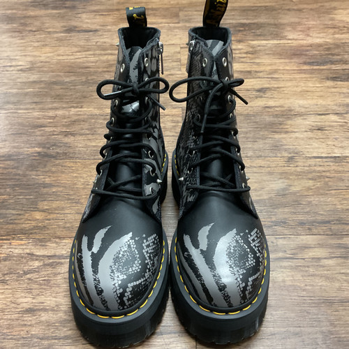 Vist Large View of Product Image Which is Used Dr. Martens Mens Boots 11