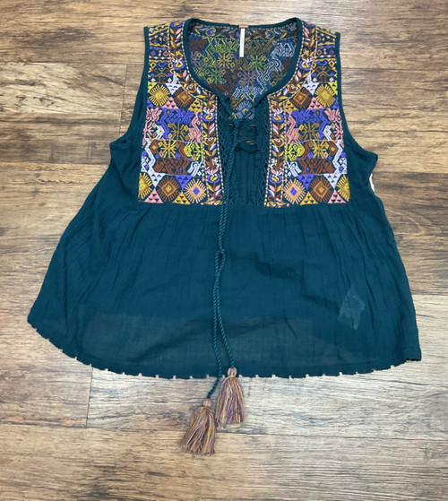 Vist Large View of Product Image Which is Used Free People Sleeveless Top S-4/6