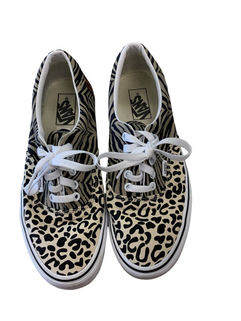 Vist Large View of Product Image Which is Used Vans Casual Shoes 10