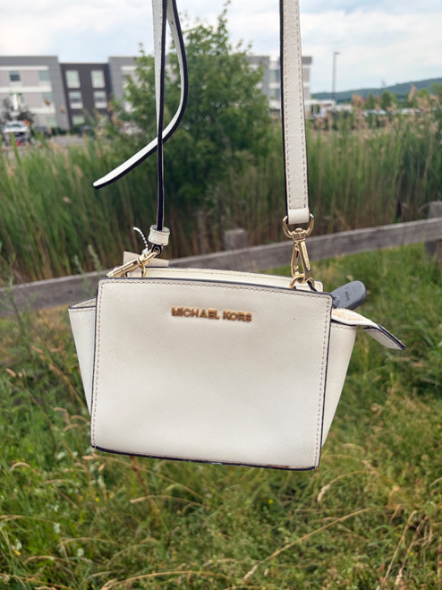 Vist Large View of Product Image Which is Used Michael Michael Kors Small Leather Handbag