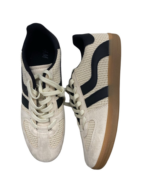 Vist Large View of Product Image Which is Used H & M Mens Casual Shoes 8