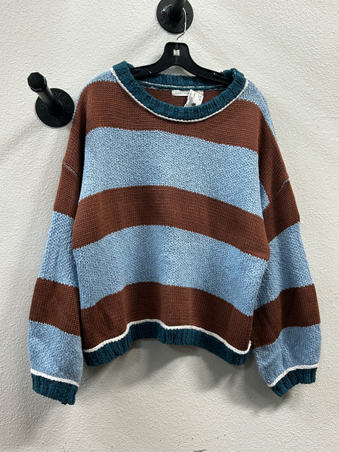 Vist Large View of Product Image Which is Used Altar'd State Heavyweight Sweater S-4/6