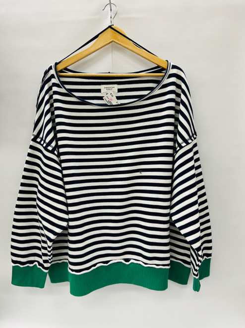 Vist Large View of Product Image Which is Used Unbranded Sweatshirt XL-16