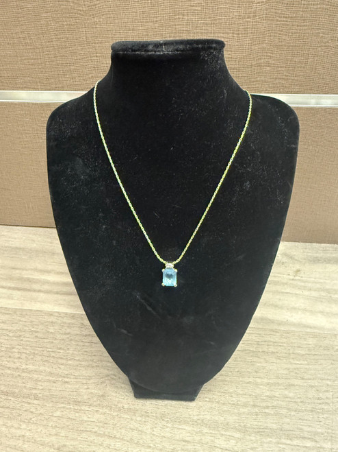 Vist Large View of Product Image Which is Used Unbranded Necklace