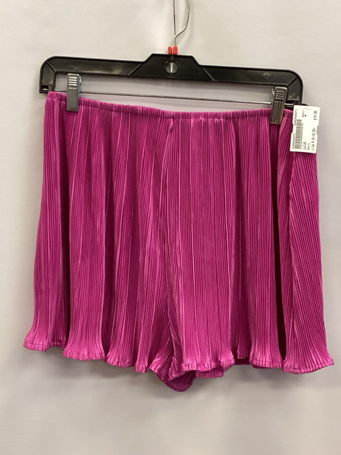 Vist Large View of Product Image Which is Used Lulus Shorts M 8-10/28-30