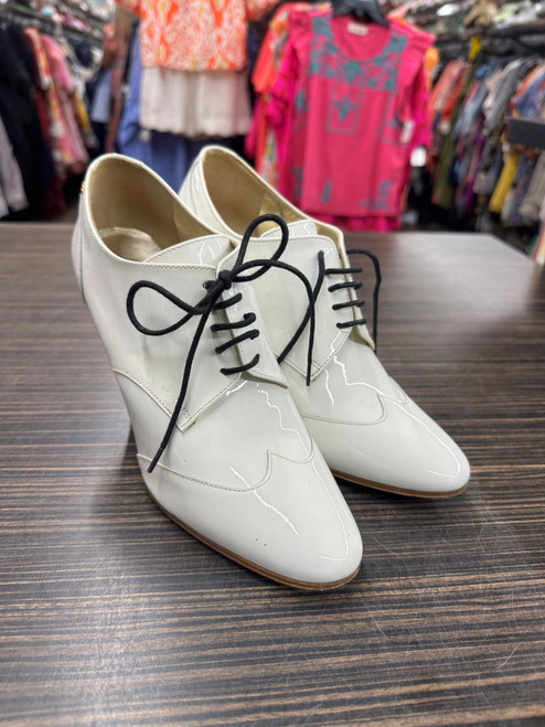 Vist Large View of Product Image Which is Used Chanel Ankle Boots 7.5