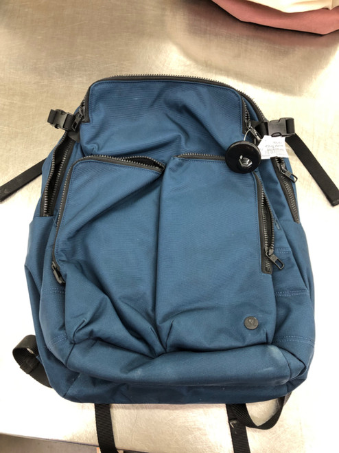 Vist Large View of Product Image Which is Used Lululemon Athletica Xlarge Handbag