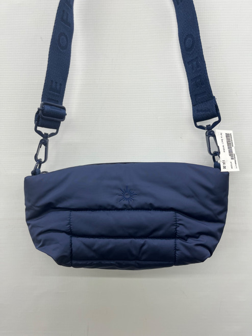 Vist Large View of Product Image Which is Used Aerie Small Handbag