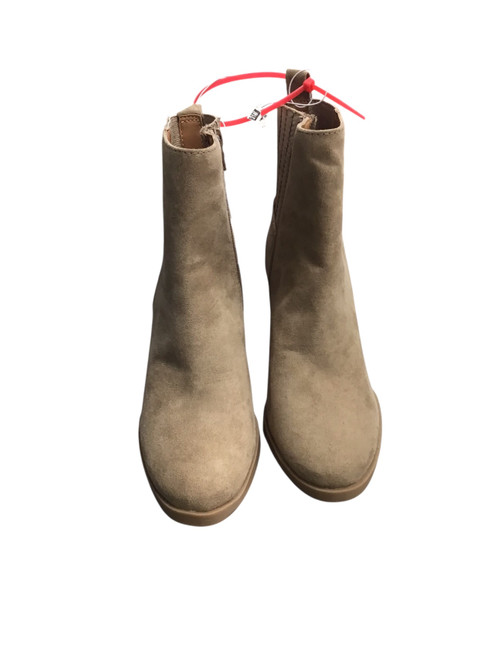 Vist Large View of Product Image Which is Used Universal Threads Ankle Boots 5.5
