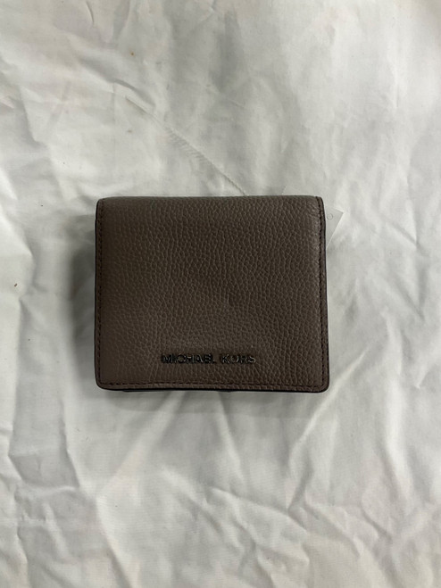Vist Large View of Product Image Which is Used Unbranded Wallet