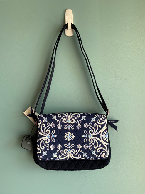 Vist Large View of Product Image Which is Used Vera Bradley Small Handbag