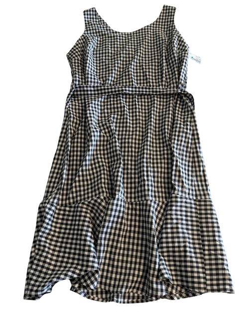 Vist Large View of Product Image Which is Gently used Suzy Shier short dress XL-16