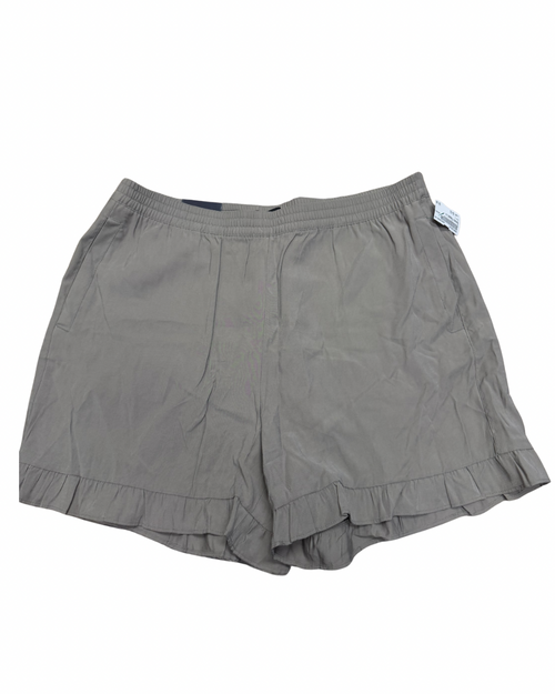 Vist Large View of Product Image Which is Gently used Banana Republic shorts 16-33