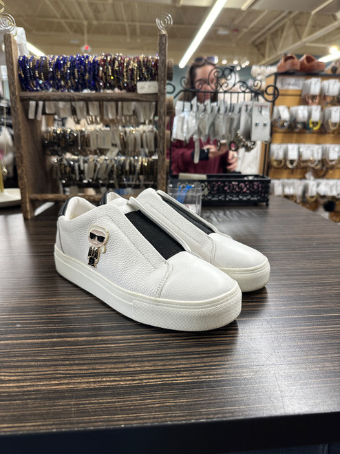 Vist Large View of Product Image Which is Used Unbranded Casual Shoes 8.5