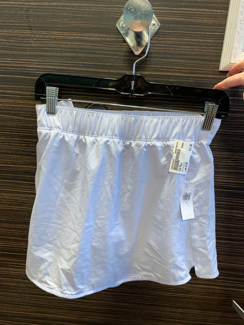 Vist Large View of Product Image Which is Used Old Navy Active Skirt 8-29