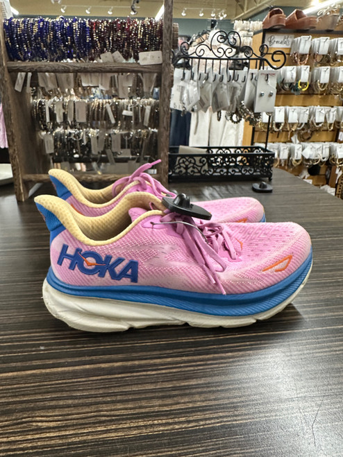 Vist Large View of Product Image Which is Used Hoka Performance Shoes 9
