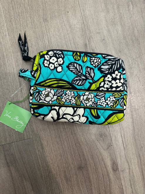 Vist Large View of Product Image Which is Used Vera Bradley Wallet
