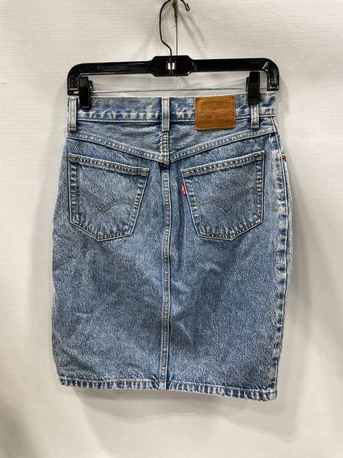 Vist Large View of Product Image Which is Used Levi's Short Skirt 0-25