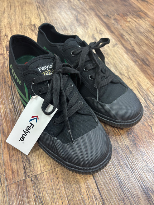 Vist Large View of Product Image Which is Used Feiyue Casual Shoes 10
