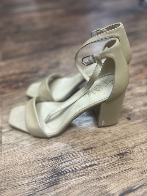 Vist Large View of Product Image Which is Used Sam Edelman High Heels 10