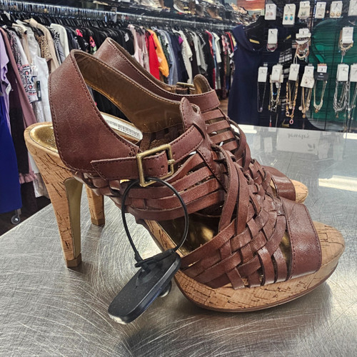 Vist Large View of Product Image Which is Used Unbranded Dress Sandals 6
