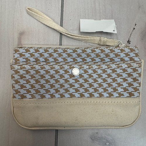 Vist Large View of Product Image Which is Used Land's End Wristlet