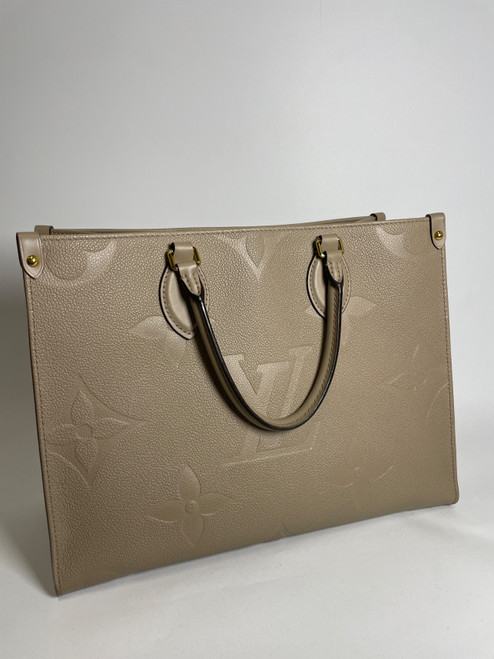 Vist Large View of Product Image Which is Used Louis Vuitton Handbag