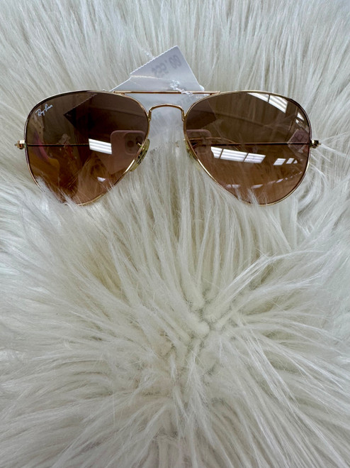 Vist Large View of Product Image Which is Used Ray-Ban Sunglasses