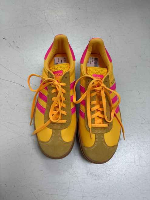 Vist Large View of Product Image Which is Used Adidas Casual Shoes 6.5