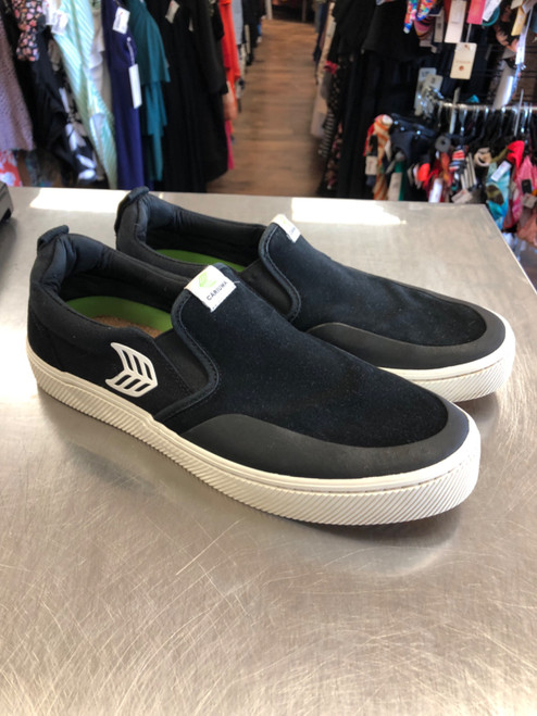 Vist Large View of Product Image Which is Used Cariuma Mens Casual Shoes 10.5