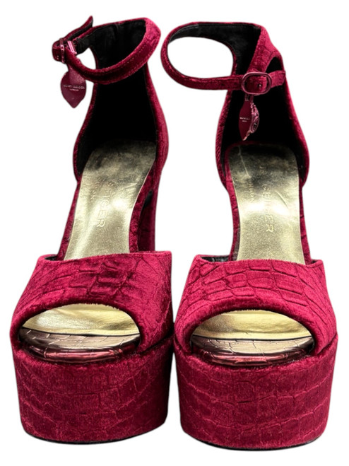 Vist Large View of Product Image Which is Used Kurt Geiger High Heels 5.5