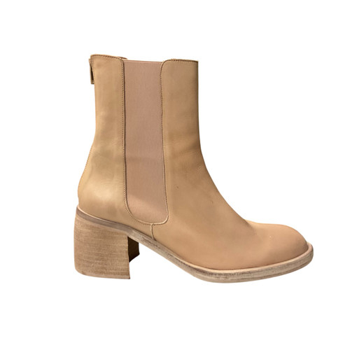 Vist Large View of Product Image Which is Used FREEPEOPLE Ankle Boots 9