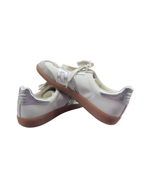Vist Large View of Product Image Which is Used Unbranded Casual Shoes 9.5