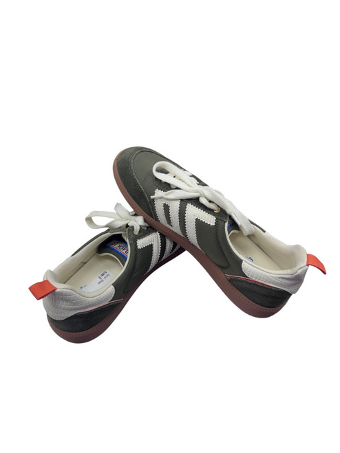 Vist Large View of Product Image Which is Used Unbranded Casual Shoes 9