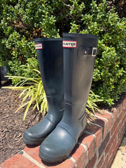 Vist Large View of Product Image Which is Used Hunter Rain Boots 6