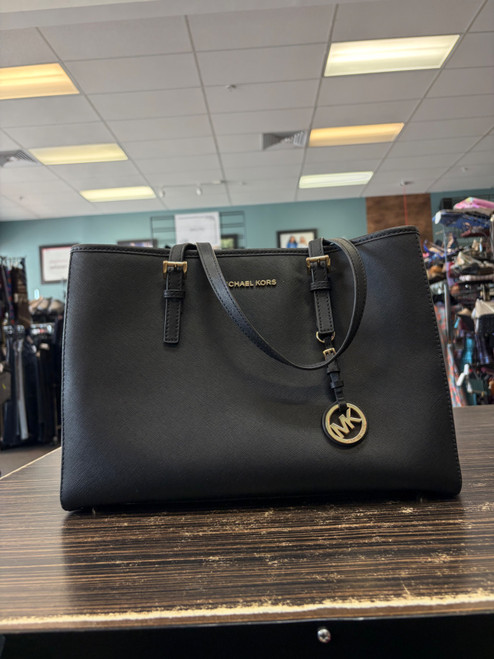 Vist Large View of Product Image Which is Used Michael Kors Small Leather Handbag