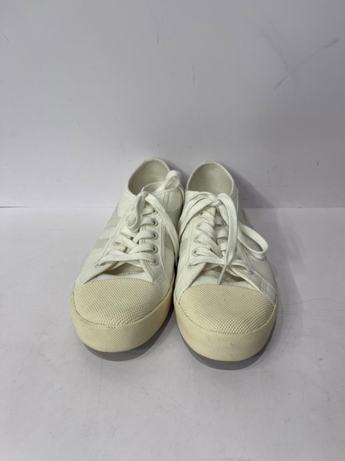 Vist Large View of Product Image Which is Used Gola Casual Shoes 8