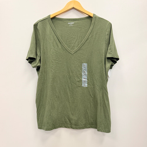 Vist Large View of Product Image Which is Used Old Navy T-Shirt L-12/14