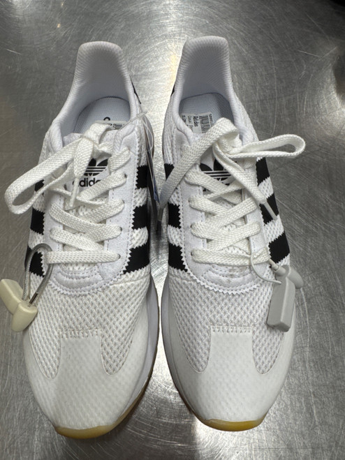 Vist Large View of Product Image Which is Used White Adidas Casual Shoes 8.5