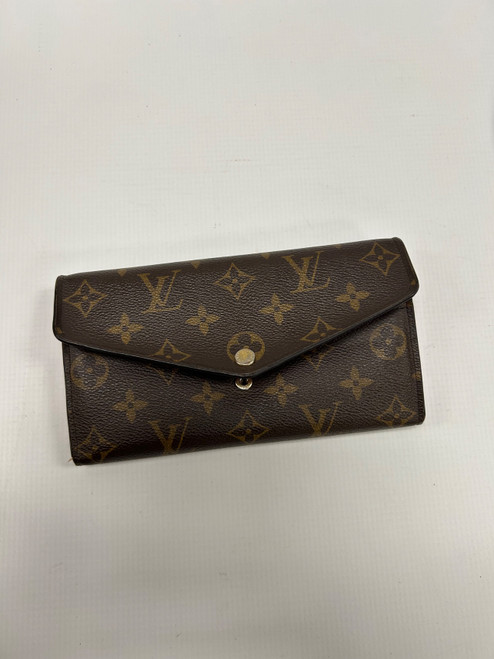 Vist Large View of Product Image Which is Used Louis Vuitton Leather Wallet