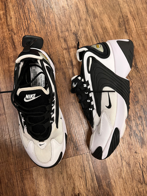 Vist Large View of Product Image Which is Used Nike Performance Shoes 8