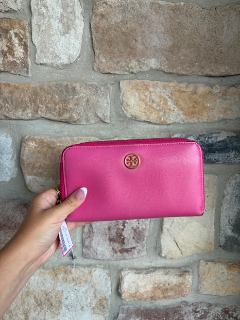 Vist Large View of Product Image Which is Used Tory burch Leather Wallet
