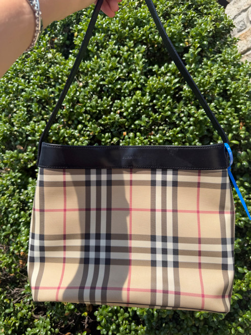 Vist Large View of Product Image Which is Used Burberry Large Leather Handbag
