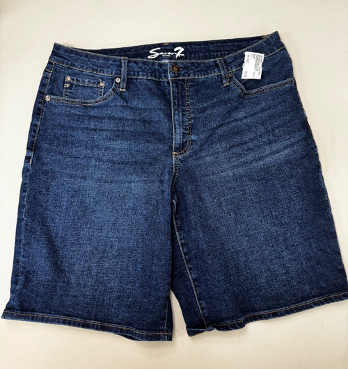 Vist Large View of Product Image Which is Used Seven7 Shorts 14-32