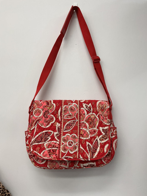 Vist Large View of Product Image Which is Used Vera Bradley Xlarge Handbag