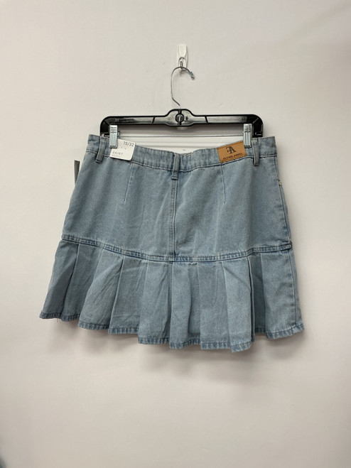 Vist Large View of Product Image Which is Used Unbranded Short Skirt 14-32