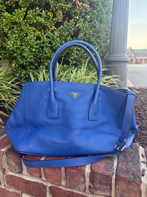 Vist Large View of Product Image Which is Used Prada Handbag