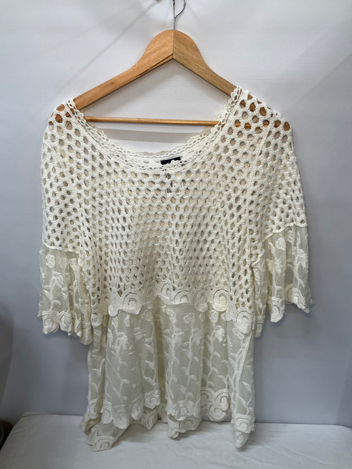 Vist Large View of Product Image Which is Used Daytrip Short Sleeve Top XL-16